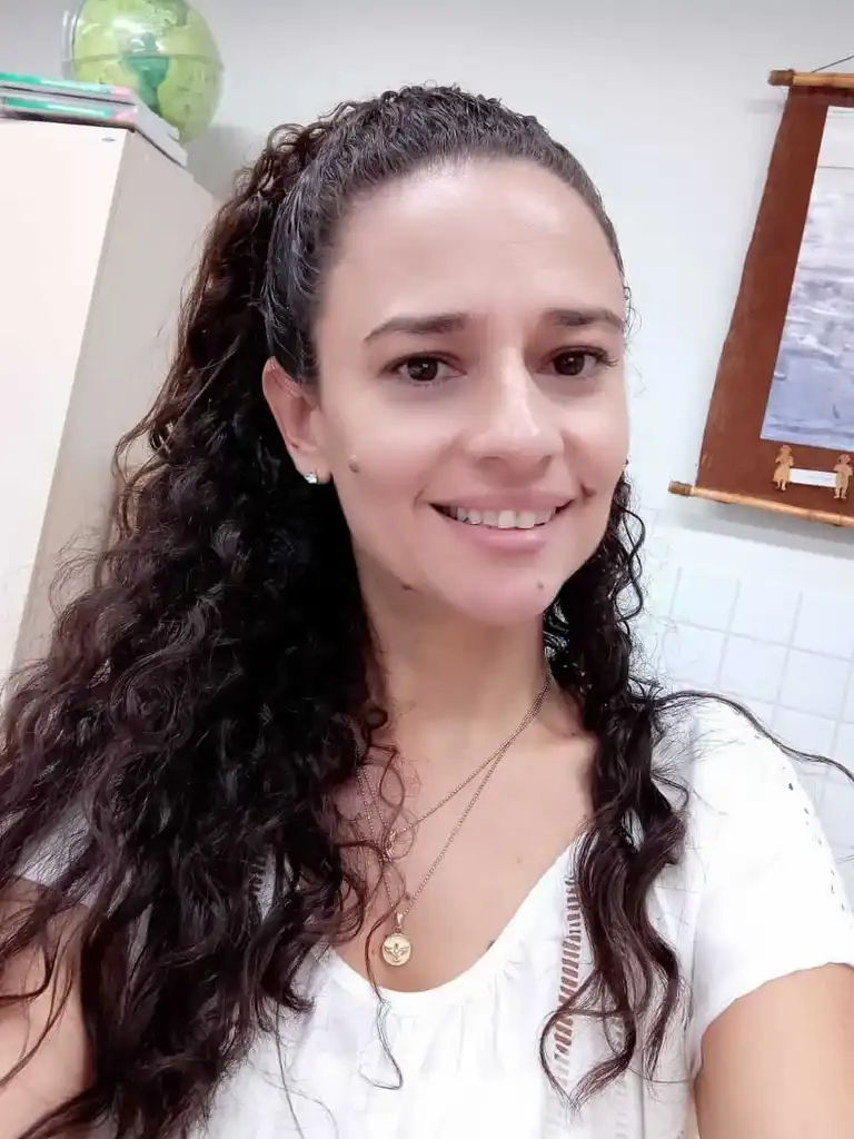 Mônica Gomes